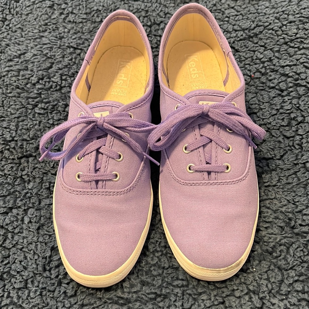 Canvas sneakers
